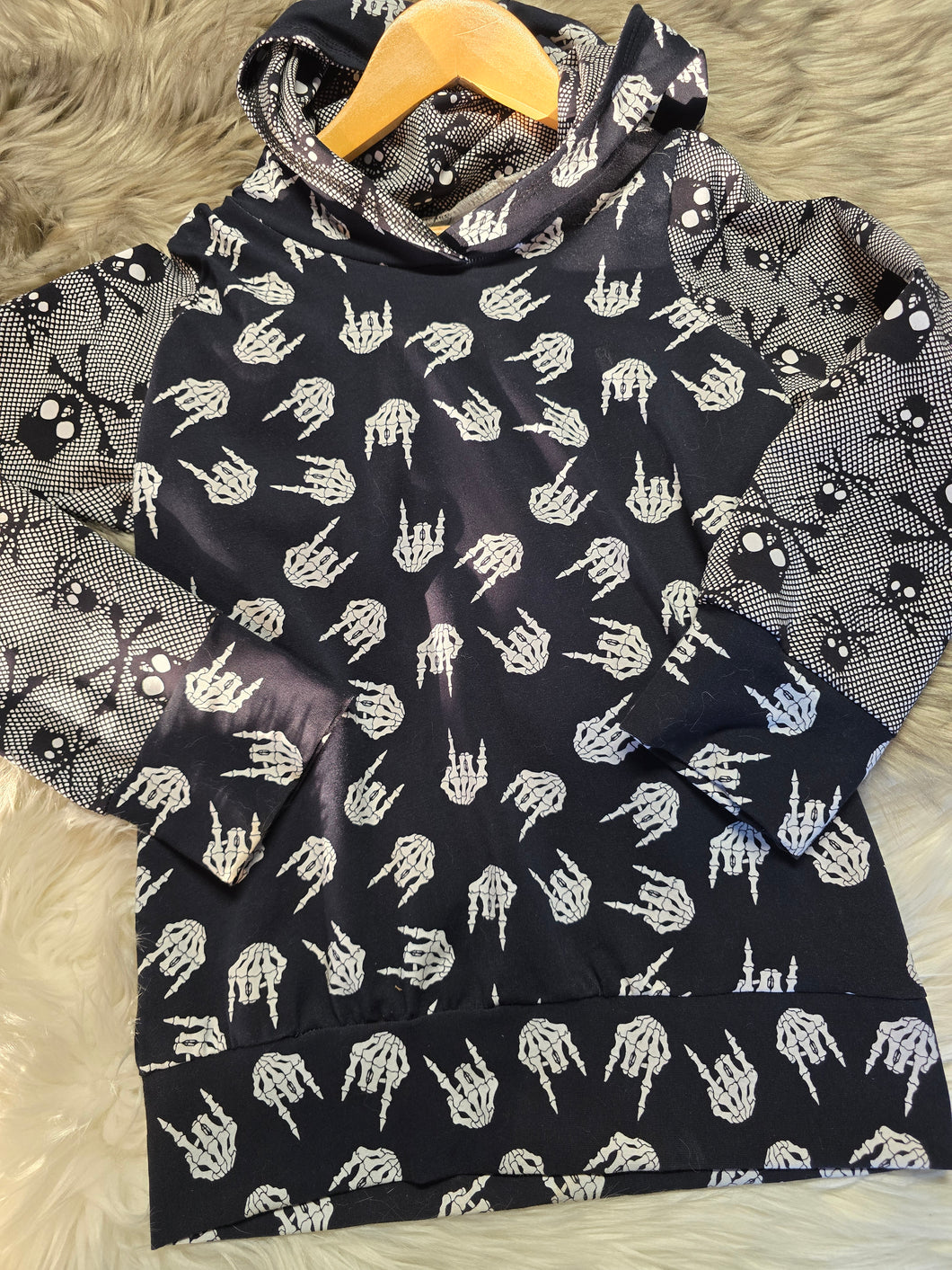 Skelly 4/5 hoodie